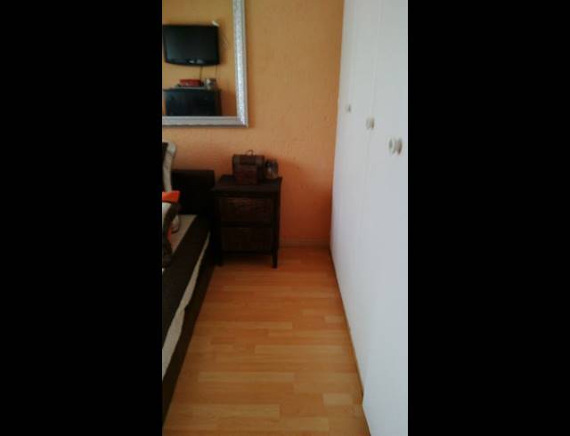 2 bed property to rent in REWLATCH